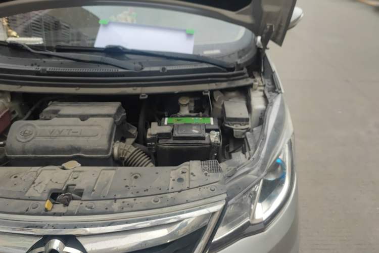 Used CHANGAN KAICHENG Oushang A600 2017 1.5L Manual Standard Edition Engine Bay Left