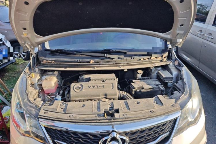 Used CHANGAN KAICHENG Oushang A600 2017 1.5L Manual Luxury Model Engine Bay