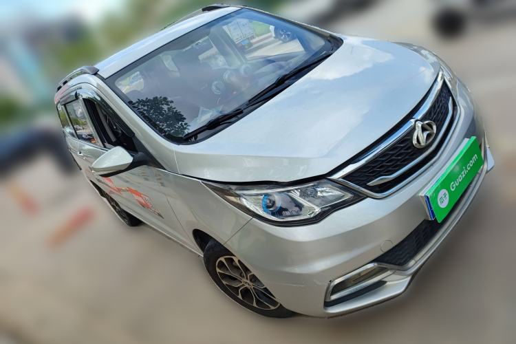 Used CHANGAN KAICHENG Oushang A600 2017 1.5L Manual Standard Edition Front Right 45 Deg