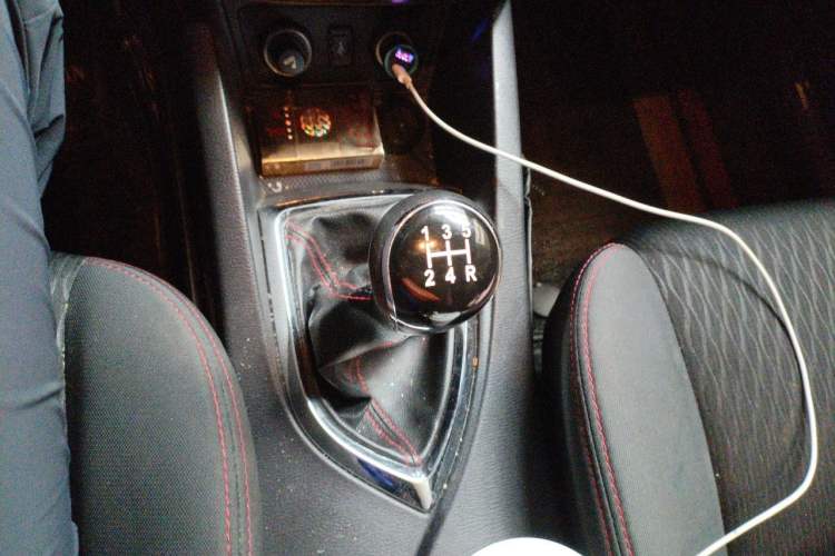 Used CHANGAN KAICHENG Oushang A600 2017 1.5L Manual Standard Edition Gear Lever