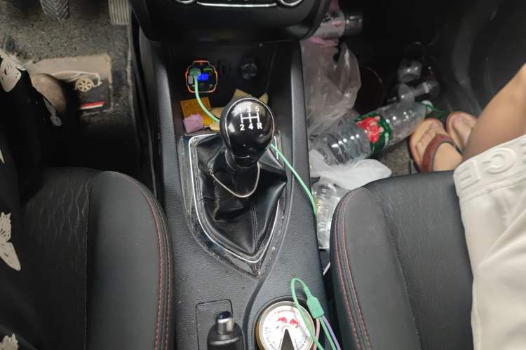 Used CHANGAN KAICHENG Oushang A600 2017 1.5L Manual Standard Edition Gear Lever