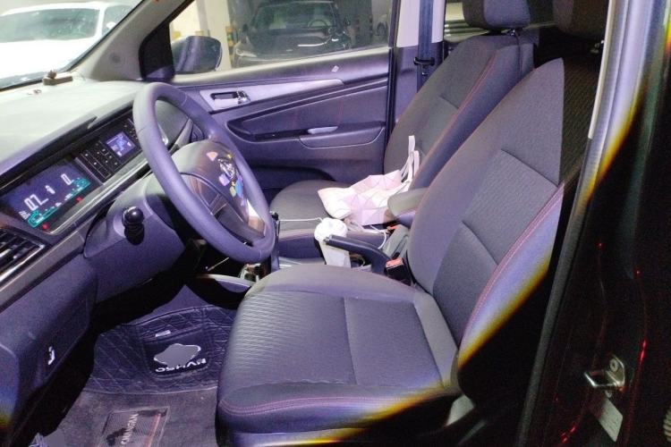 Used CHANGAN KAICHENG Oushang A600 2017 1.5L Manual Standard Edition Left Front Seat
