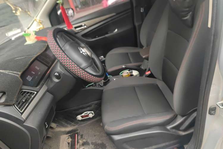 Used CHANGAN KAICHENG Oushang A600 2017 1.5L Manual Standard Edition Left Front Seat