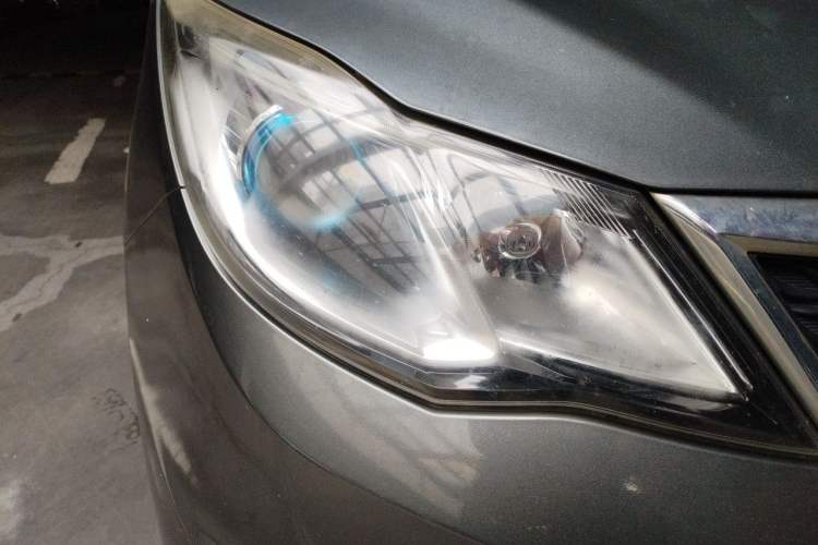 Used CHANGAN KAICHENG Oushang A600 2017 1.5L Manual Standard Edition Right Front Headlight
