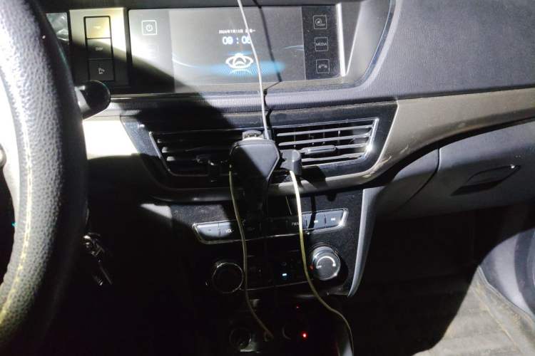 Used CHANGAN KAICHENG Oushang A600 2017 1.5L Manual Luxury Model Audio And AC Panel