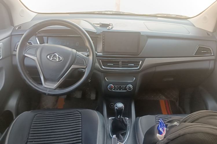 Used CHANGAN KAICHENG Oushang A600 2017 1.5L Manual Standard Edition Center Console