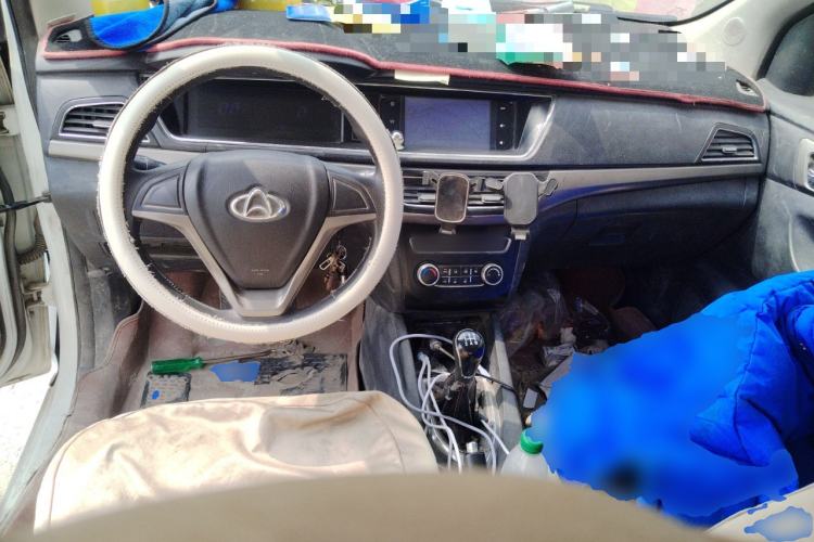 Used CHANGAN KAICHENG Oushang A600 2017 1.5L Manual Standard Edition Center Console