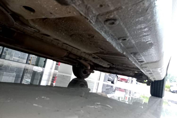 Used CHANGAN KAICHENG Oushang A600 2017 1.5L Manual Luxury Model Chassis Front Left
