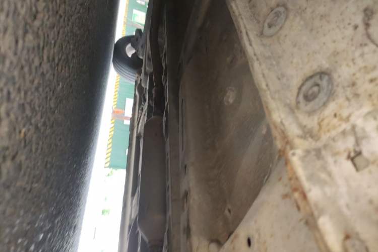 Used CHANGAN KAICHENG Oushang A600 2017 1.5L Manual Standard Edition Chassis Front Right