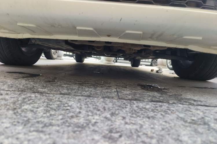 Used CHANGAN KAICHENG Oushang A600 2017 1.5L Manual Standard Edition Chassis Front