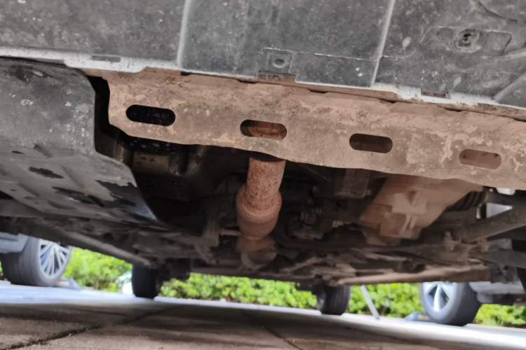 Used CHANGAN KAICHENG Oushang A600 2017 1.5L Manual Standard Edition Chassis Front
