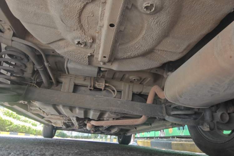 Used CHANGAN KAICHENG Oushang A600 2017 1.5L Manual Standard Edition Chassis Rear