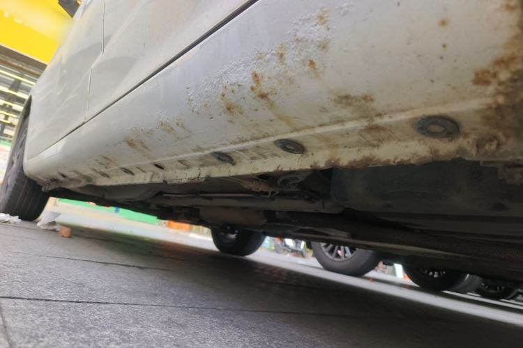 Used CHANGAN KAICHENG Oushang A600 2017 1.5L Manual Standard Edition Chassis Rear Left