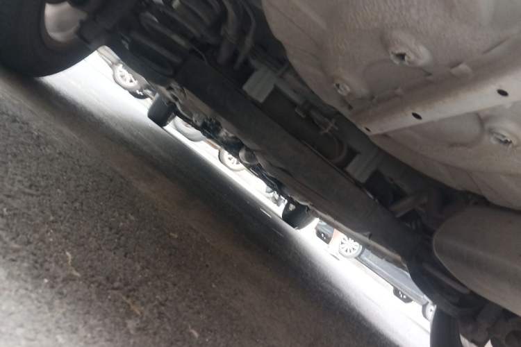 Used CHANGAN KAICHENG Oushang A600 2017 1.5L Manual Luxury Model Chassis Rear
