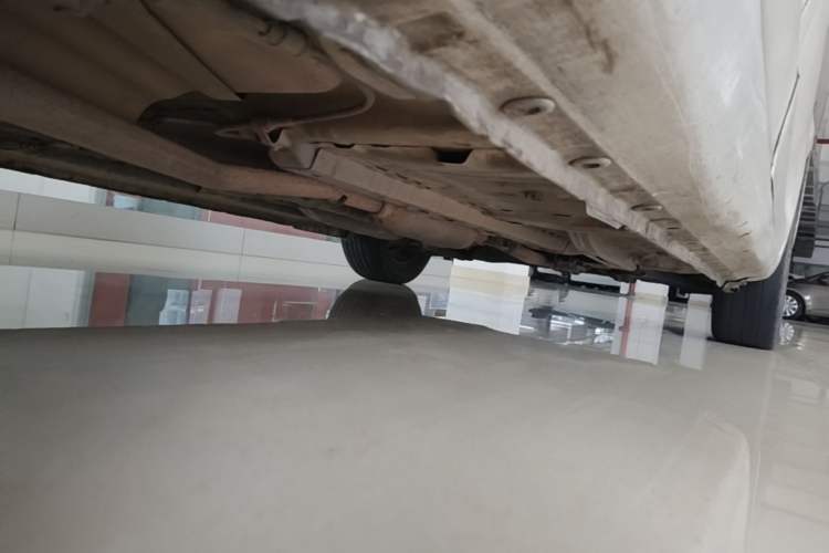 Used CHANGAN KAICHENG Oushang A600 2017 1.5L Manual Standard Edition Chassis Rear Right