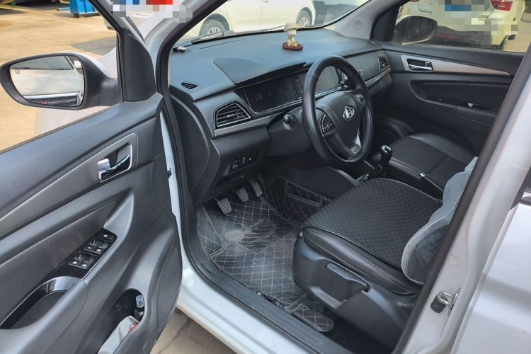 Used CHANGAN KAICHENG Oushang A600 2017 1.5L Manual Luxury Model Driver Seat