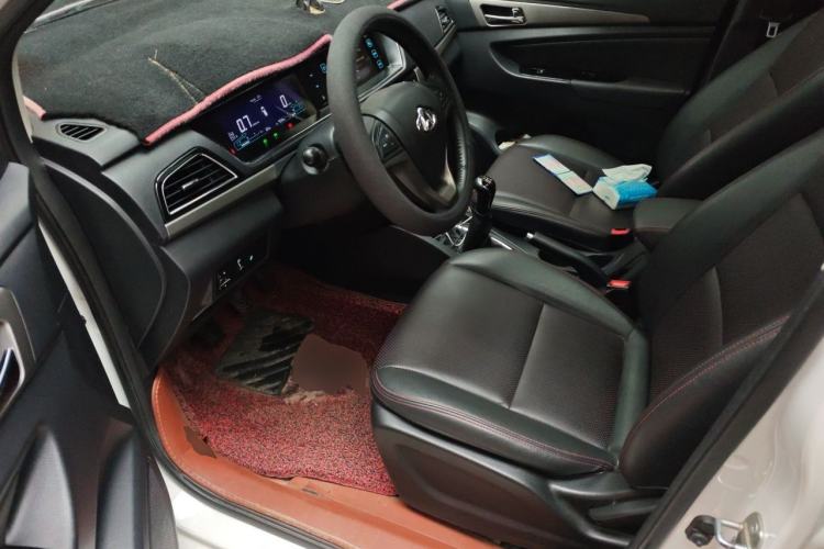 Used CHANGAN KAICHENG Oushang A600 2017 1.5L Manual Smart Connect Version Driver Seat