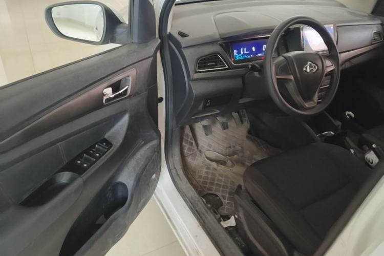 Used CHANGAN KAICHENG Oushang A600 2017 1.5L Manual Standard Edition Driver Seat