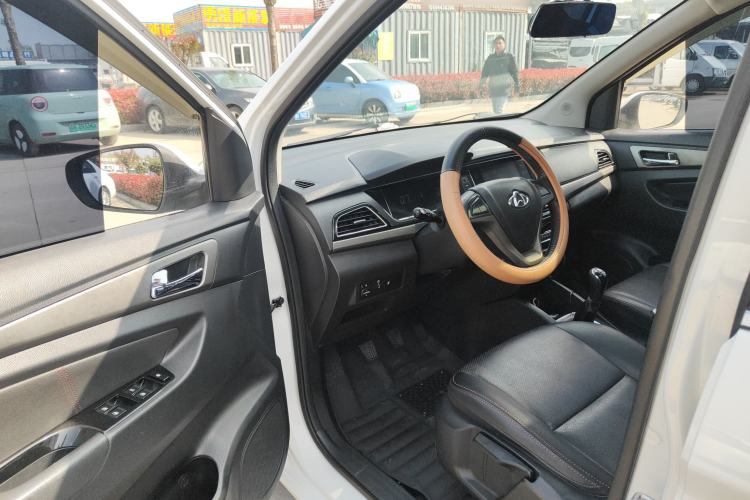 Used CHANGAN KAICHENG Oushang A600 2017 1.5L Manual Luxury Model Driver Seat