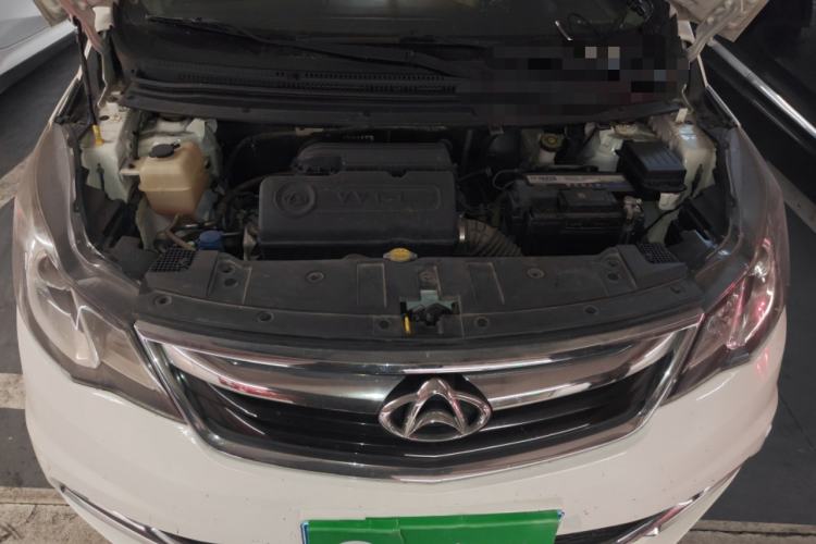 Used CHANGAN KAICHENG Oushang A600 2017 1.5L Manual Luxury Model Engine Bay