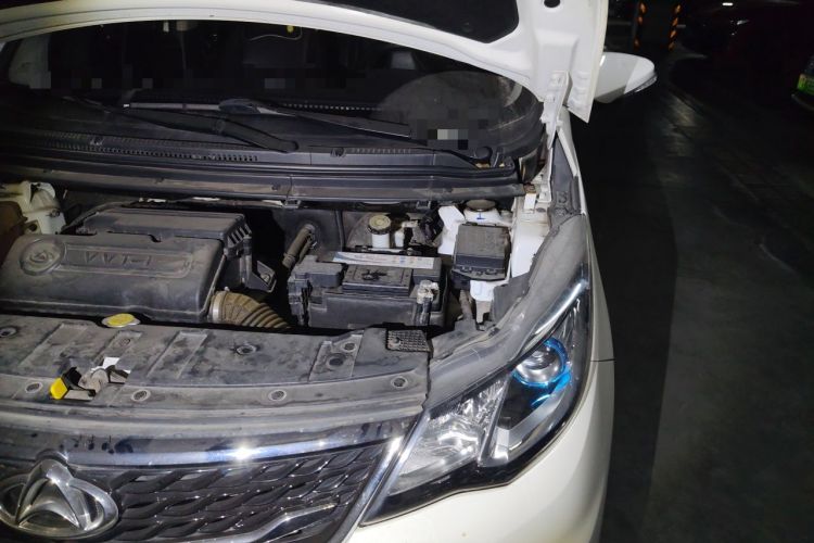 Used CHANGAN KAICHENG Oushang A600 2017 1.5L Manual Luxury Model Engine Bay Left