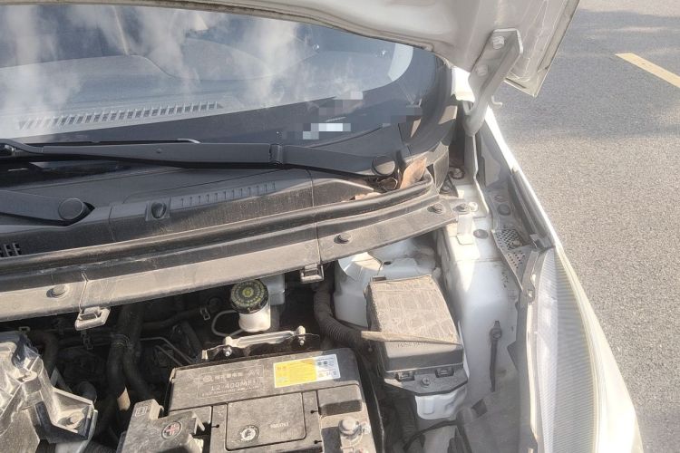 Used CHANGAN KAICHENG Oushang A600 2017 1.5L Manual Luxury Model Engine Bay Left