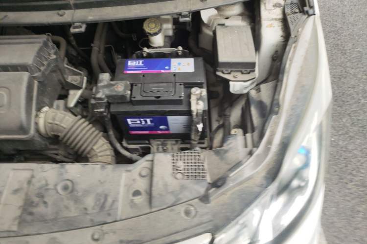 Used CHANGAN KAICHENG Oushang A600 2017 1.5L Manual Standard Edition Engine Bay Left