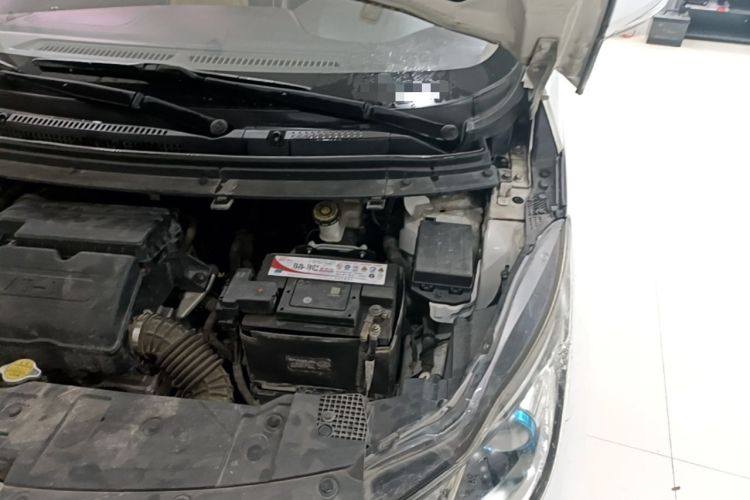 Used CHANGAN KAICHENG Oushang A600 2017 1.5L Manual Luxury Model Engine Bay Left