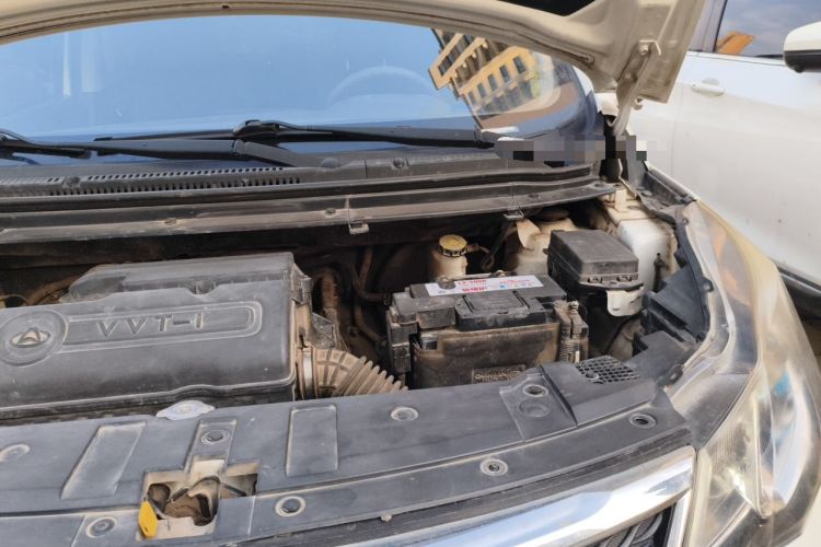 Used CHANGAN KAICHENG Oushang A600 2017 1.5L Manual Standard Edition Engine Bay Left