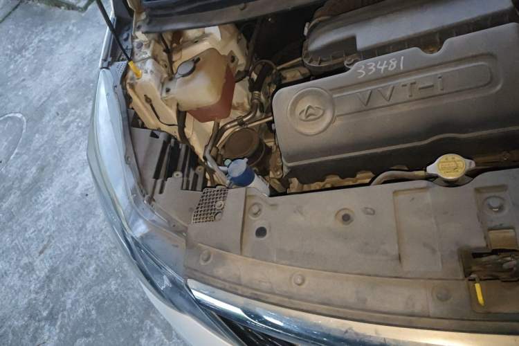 Used CHANGAN KAICHENG Oushang A600 2017 1.5L Manual Standard Edition Engine Bay Right