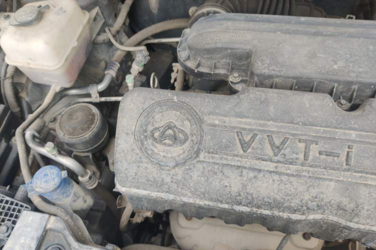 Used CHANGAN KAICHENG Oushang A600 2017 1.5L Manual Luxury Model Engine Bay Right