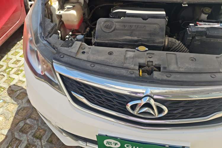 Used CHANGAN KAICHENG Oushang A600 2017 1.5L Manual Luxury Model Engine Bay Right