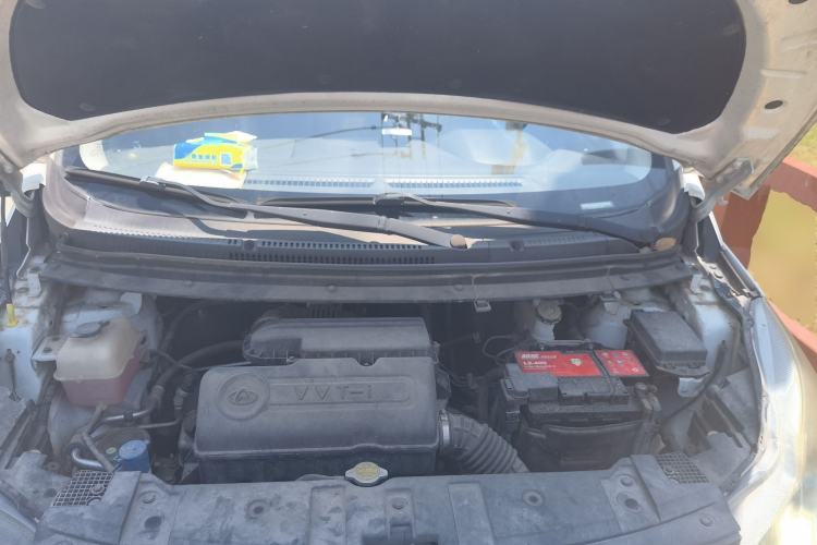 Used CHANGAN KAICHENG Oushang A600 2017 1.5L Manual Luxury Model Engine Bay