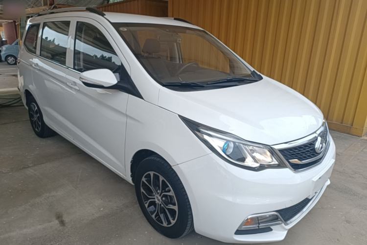 Used CHANGAN KAICHENG Oushang A600 2017 1.5L Manual Standard Edition Front Right 45 Deg