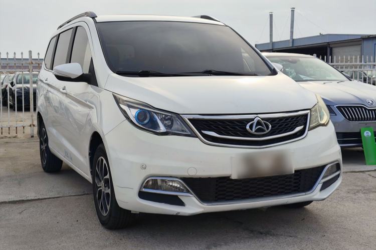 Used CHANGAN KAICHENG Oushang A600 2017 1.5L Manual Luxury Model Front Right 45 Deg