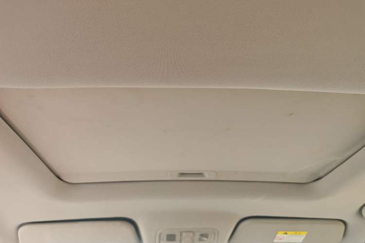 Used CHANGAN KAICHENG Oushang A600 2017 1.5L Manual Luxury Model Headliner