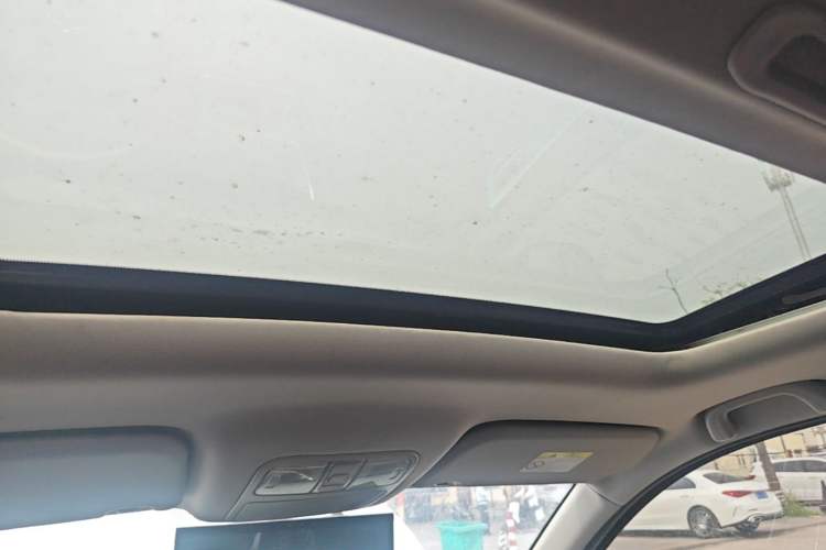 Used CHANGAN KAICHENG Oushang A600 2017 1.5L Manual Luxury Model Headliner