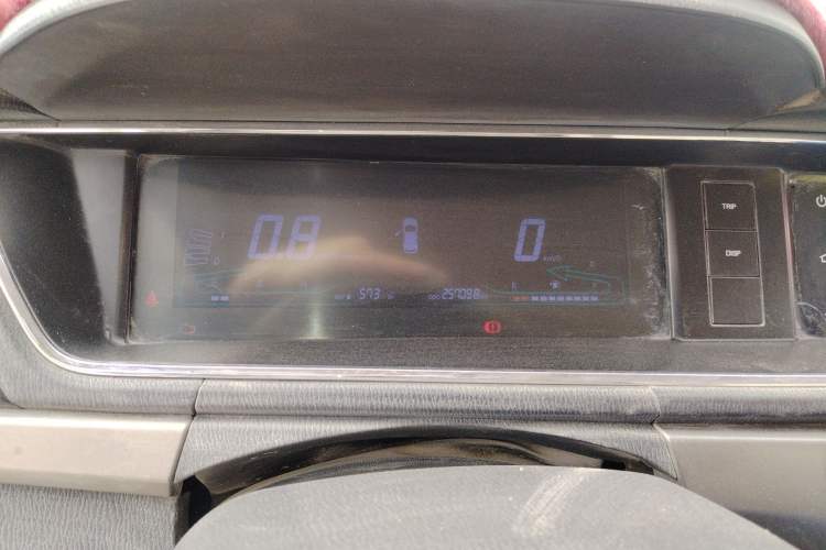 Used CHANGAN KAICHENG Oushang A600 2017 1.5L Manual Standard Edition Instrument Cluster