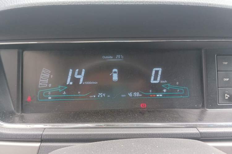 Used CHANGAN KAICHENG Oushang A600 2017 1.5L Manual Luxury Model Instrument Cluster