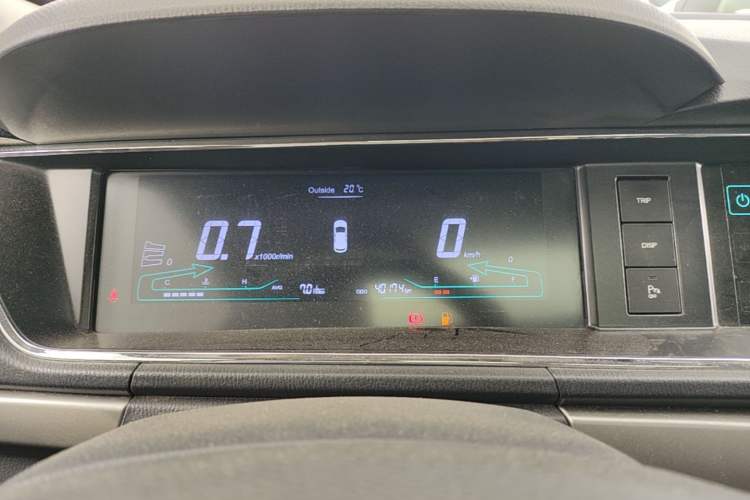Used CHANGAN KAICHENG Oushang A600 2017 1.5L Manual Luxury Model Instrument Cluster
