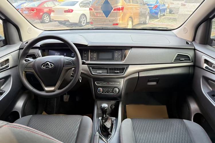Used CHANGAN KAICHENG Oushang A600 2017 1.5L Manual Standard Edition Interior 1