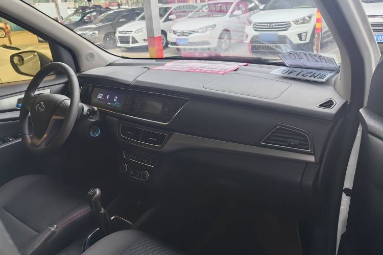Used CHANGAN KAICHENG Oushang A600 2017 1.5L Manual Standard Edition Interior 3
