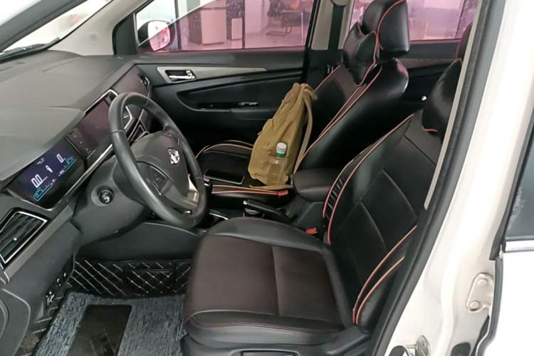 Used CHANGAN KAICHENG Oushang A600 2017 1.5L Manual Luxury Model Left Front Seat