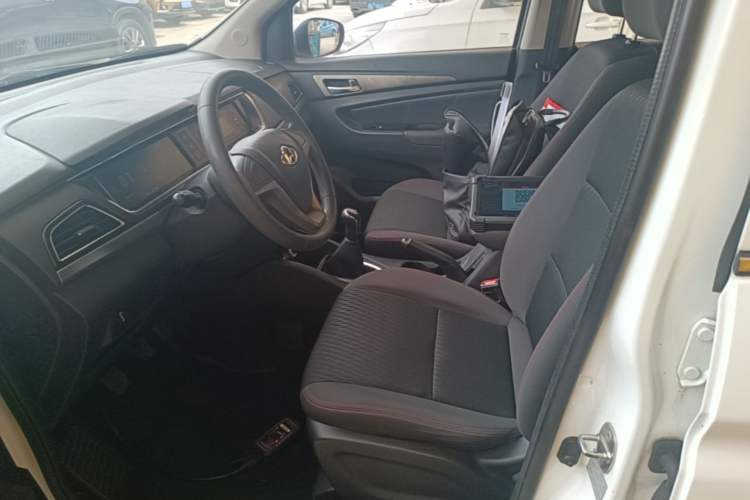 Used CHANGAN KAICHENG Oushang A600 2017 1.5L Manual Standard Edition Left Front Seat