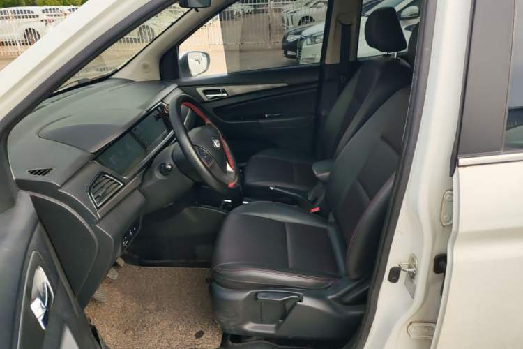 Used CHANGAN KAICHENG Oushang A600 2017 1.5L Manual Luxury Model Left Front Seat