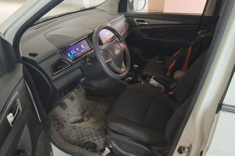 Used CHANGAN KAICHENG Oushang A600 2017 1.5L Manual Standard Edition Left Front Seat