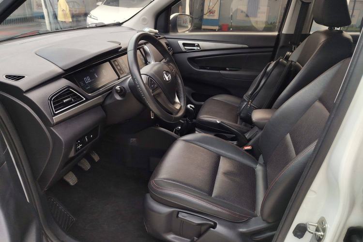 Used CHANGAN KAICHENG Oushang A600 2017 1.5L Manual Luxury Model Left Front Seat