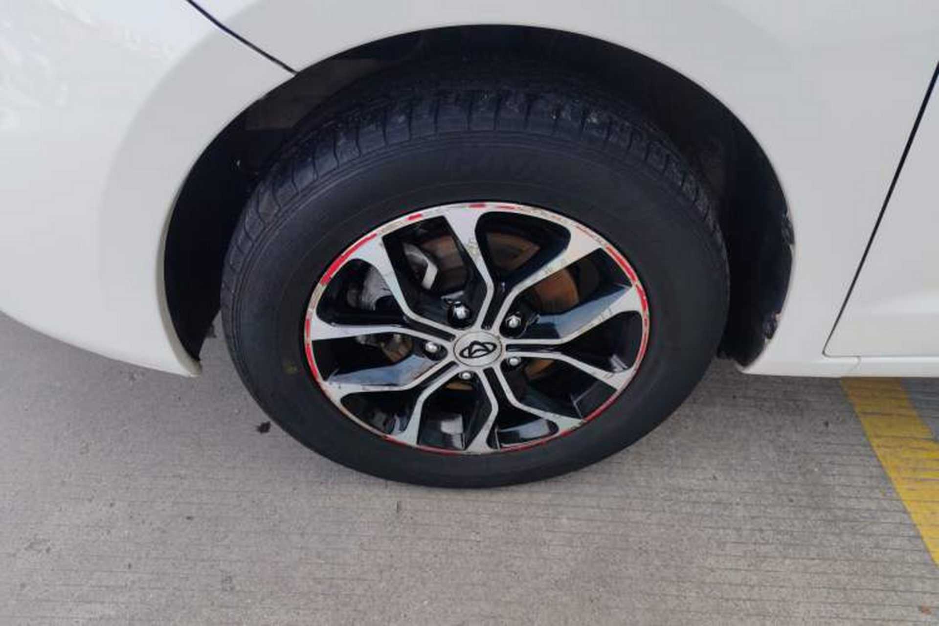Used CHANGAN KAICHENG Oushang A600 2017 1.5L Manual Luxury Model Left Front Wheel Hub