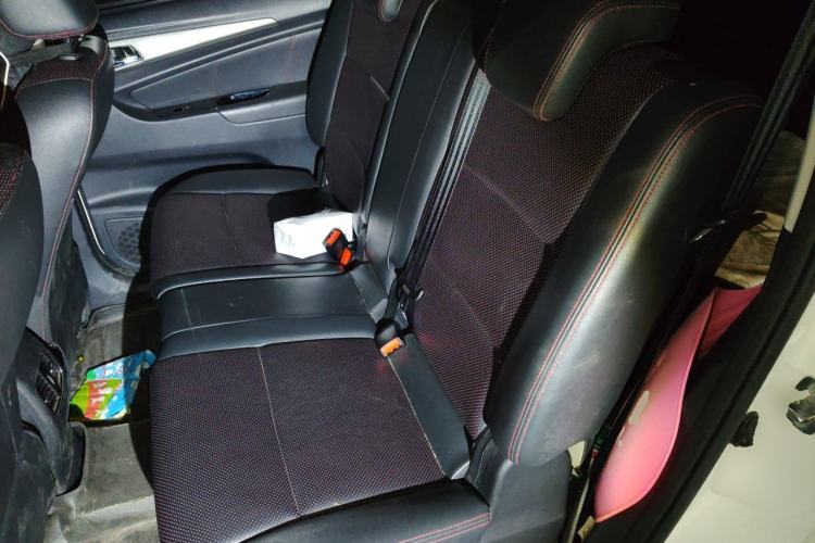 Used CHANGAN KAICHENG Oushang A600 2017 1.5L Manual Luxury Model Left Rear Seat