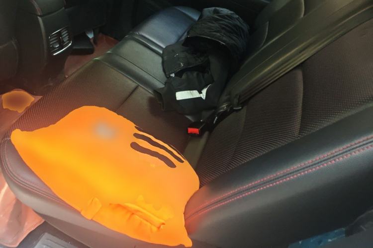 Used CHANGAN KAICHENG Oushang A600 2017 1.5L Manual Luxury Model Left Rear Seat